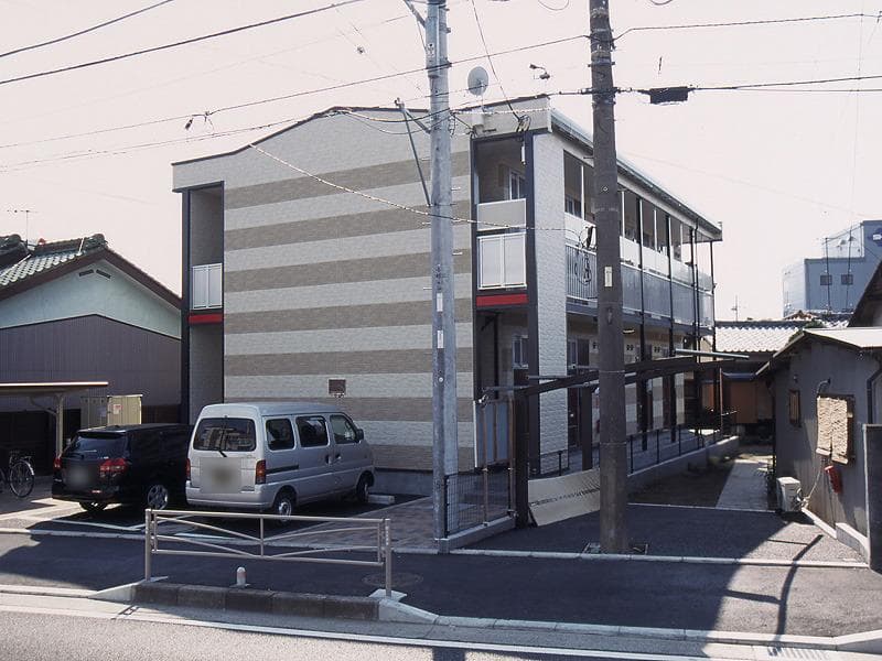 Main exterior of leopalace Mi Corpo Machiya