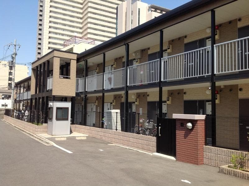 Main exterior of leopalace Miyako A