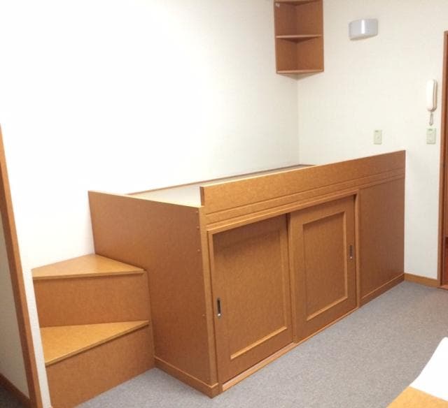 Room image 13