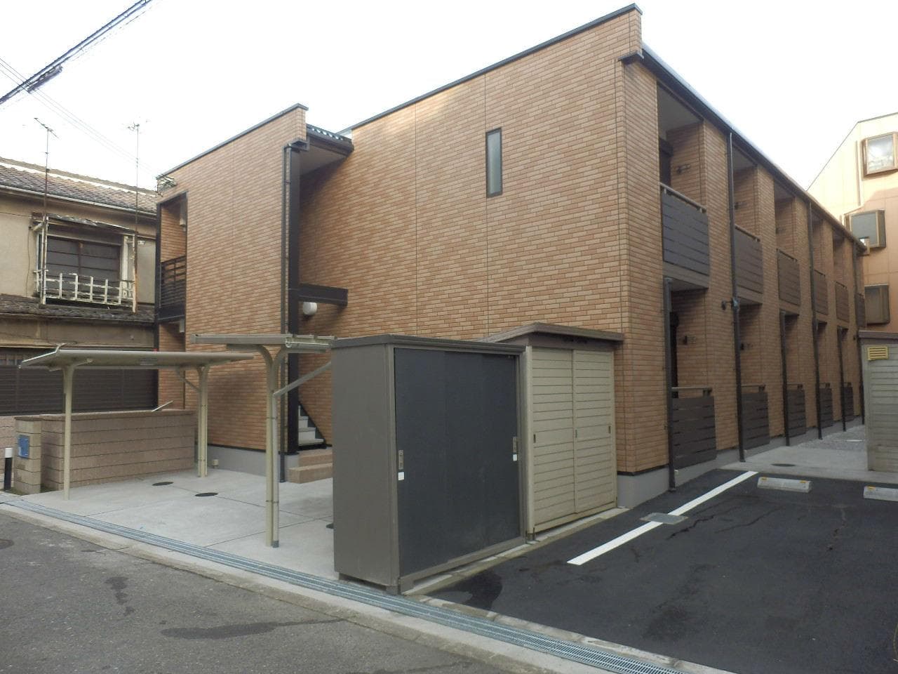 Main exterior of LEONEXT Aion