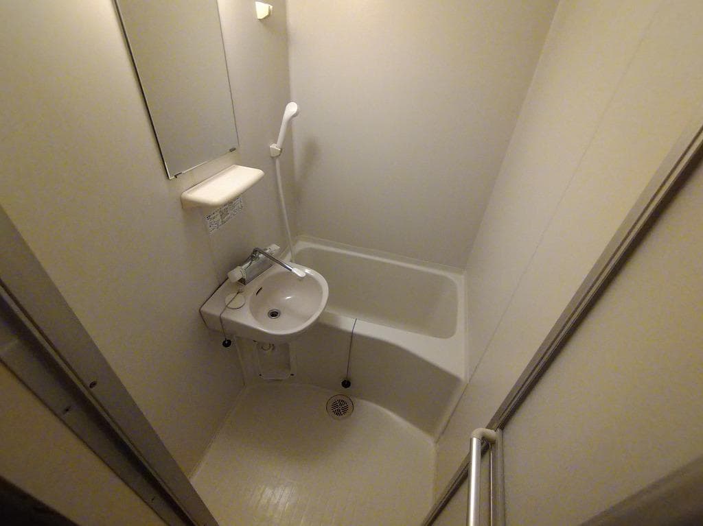 Room image 9