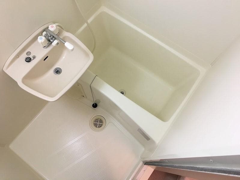 Room image 10