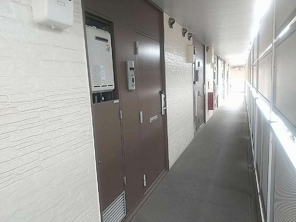 Room image 12