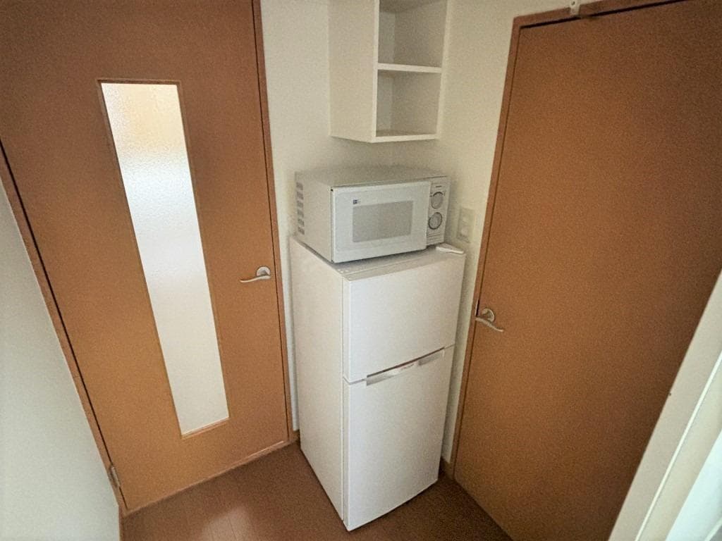 Room image 8