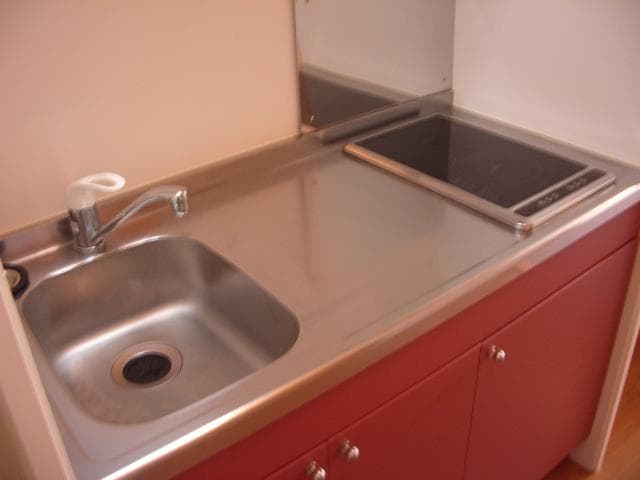 Room image 10