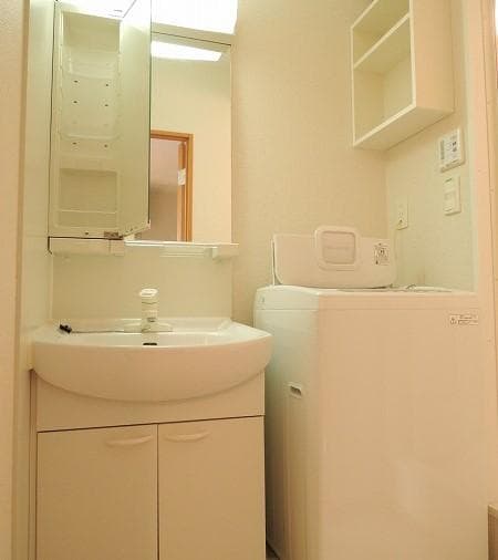 Room image 9