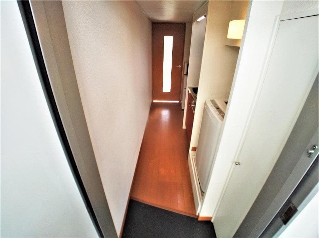 Room image 13