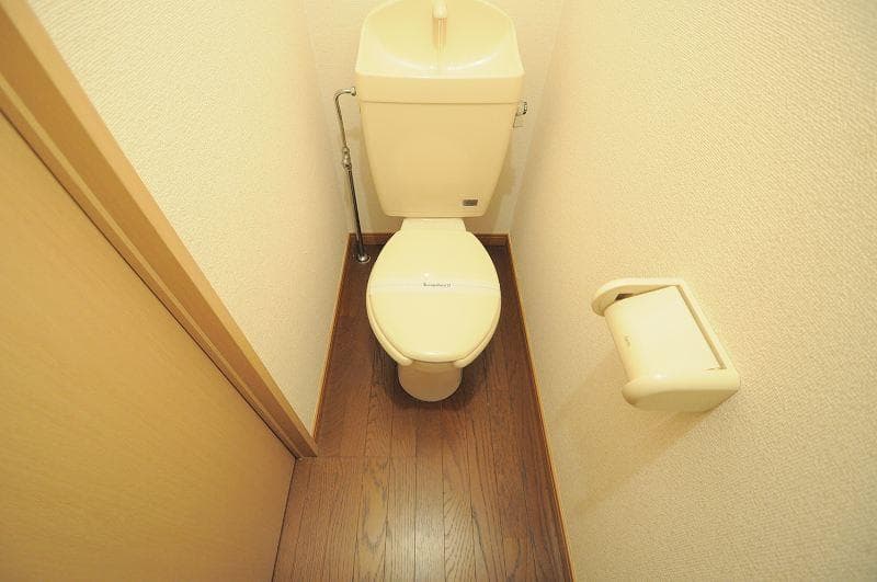 Room image 11