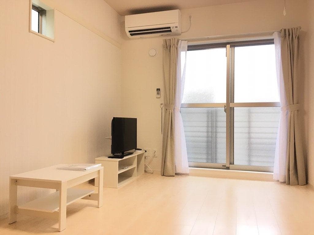 Preview interior of CLEINO MIRAI