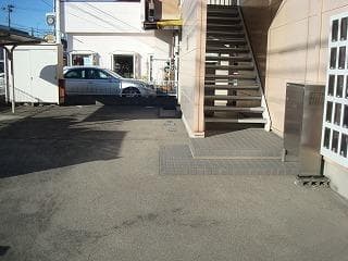 Room image 11