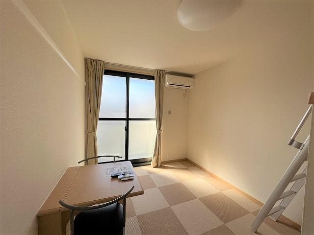 Preview interior of leopalace Fir Wood II