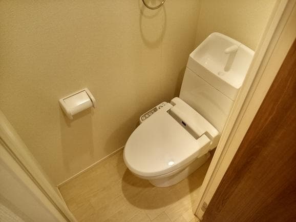 Room image 11