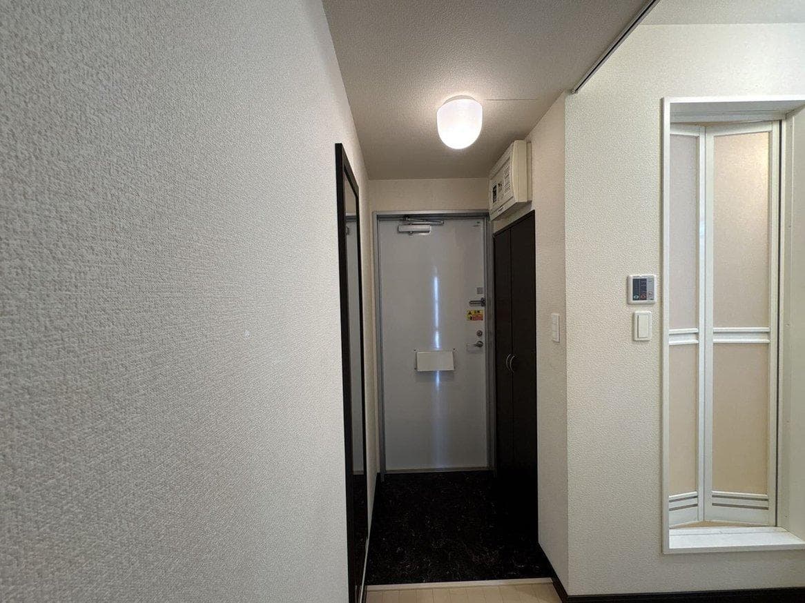 Room image 14