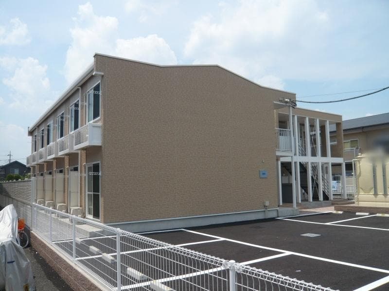 Main exterior of leopalace More Tenno