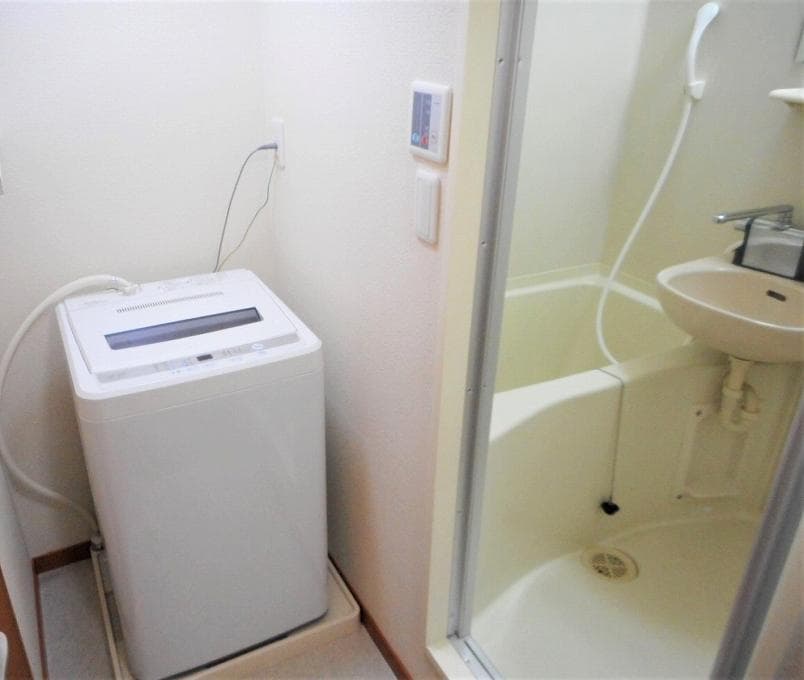 Room image 9