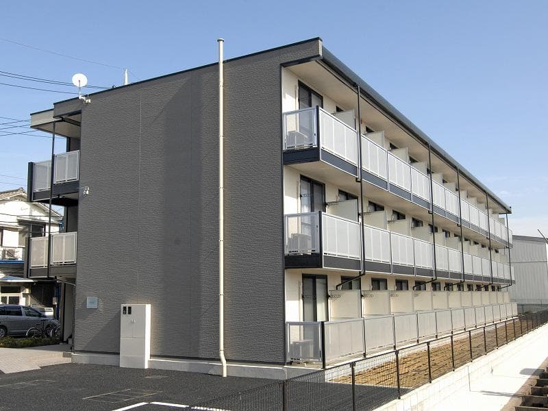 Main exterior of leopalace Salire II