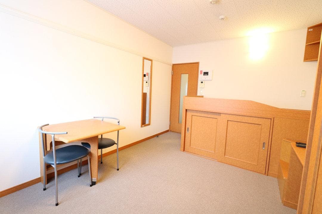 Preview interior of leopalace Choucre Yamato Sakurai