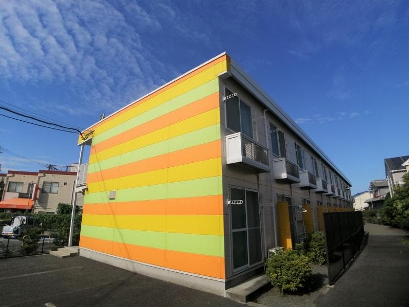 Main exterior of leopalace Forest II