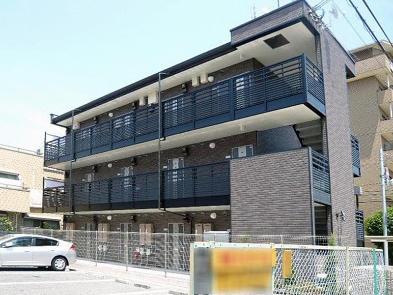 Main exterior of LEONEXT MIYAMA