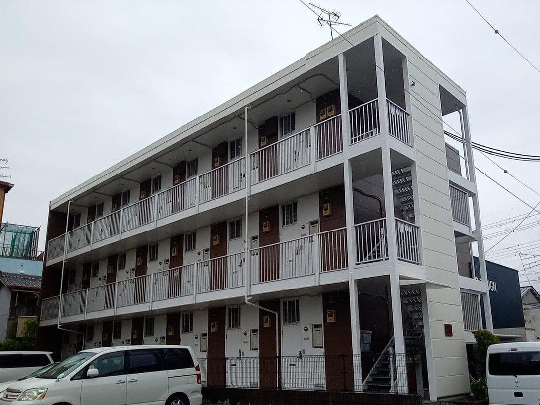 Main exterior of leopalace Felis II