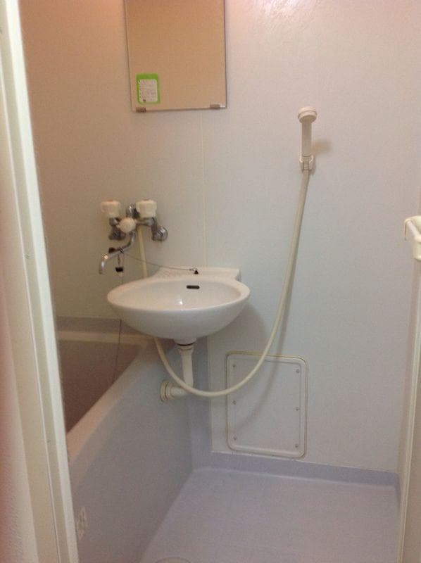 Room image 10