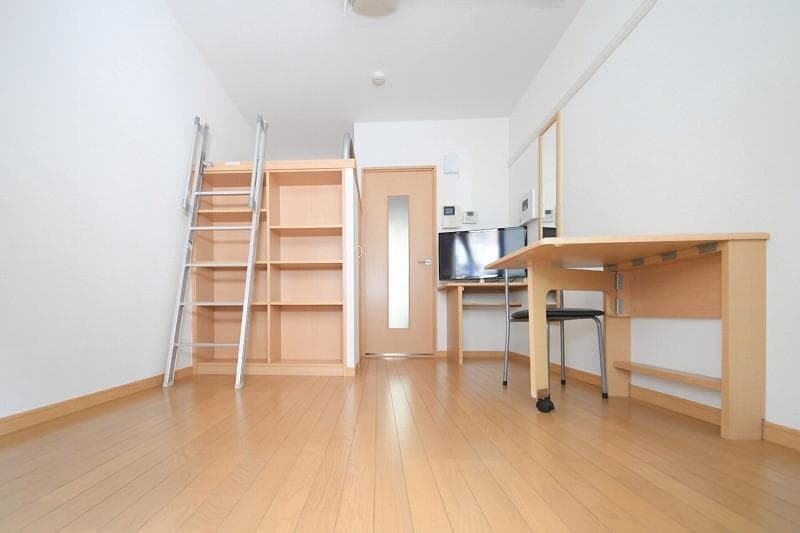 Room image 9