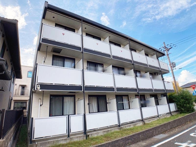 Main exterior of leopalace Mori Honmachi Legend