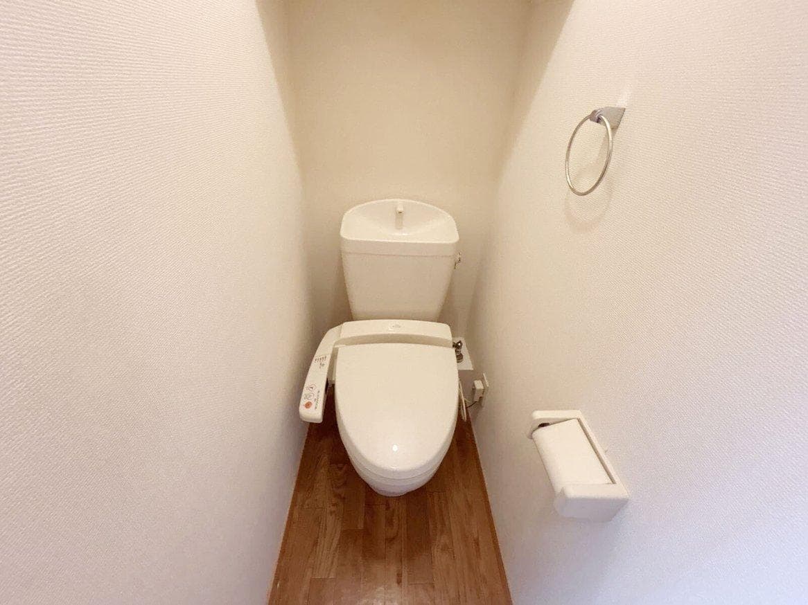 Room image 9