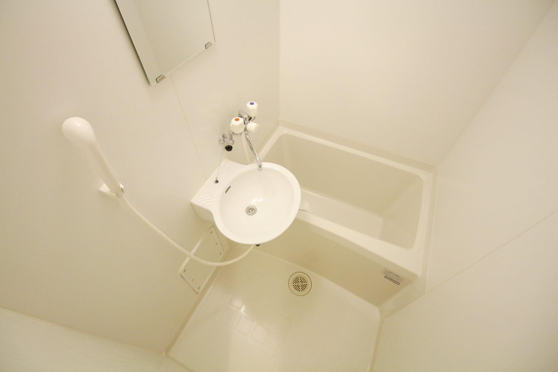 Room image 9