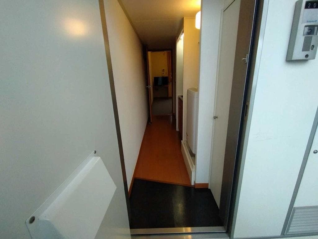 Room image 14
