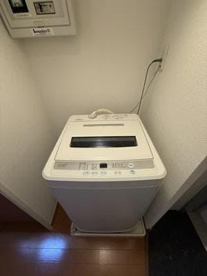 Room image 15
