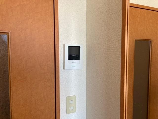 Room image 12