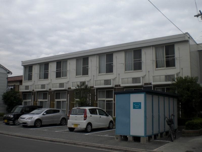 Main exterior of leopalace Garden