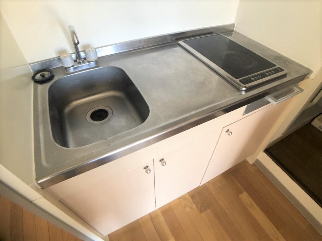 Room image 8