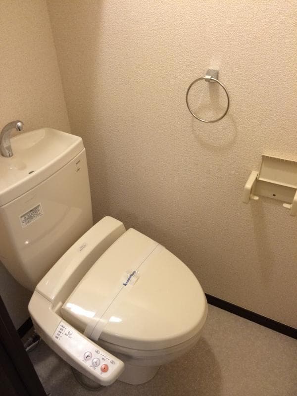 Room image 11