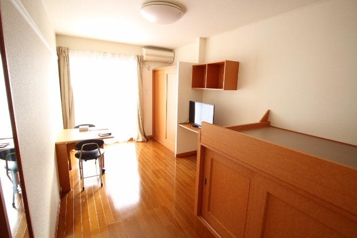 Preview interior of leopalace Lual