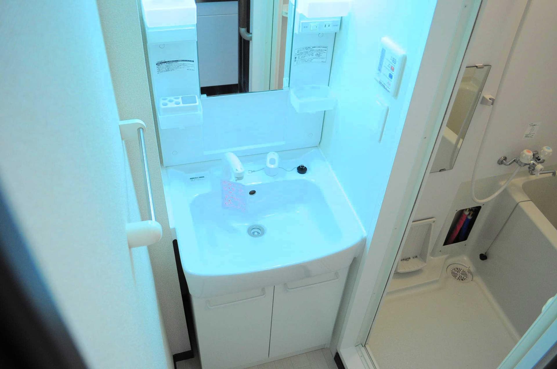 Room image 16