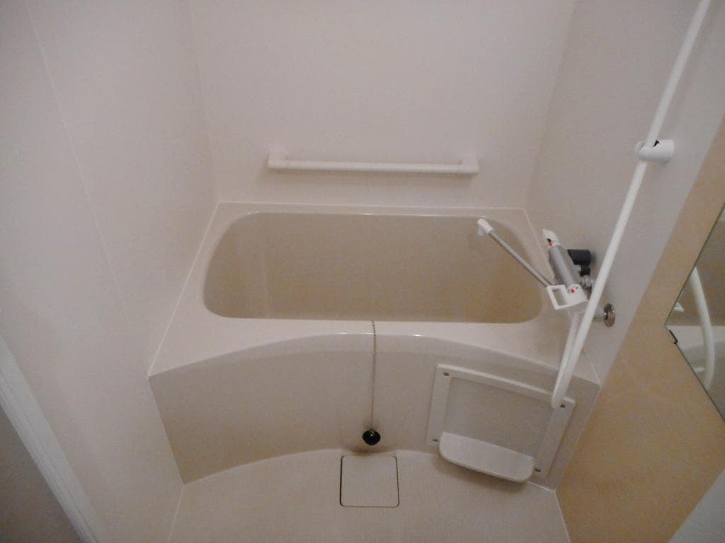 Room image 9