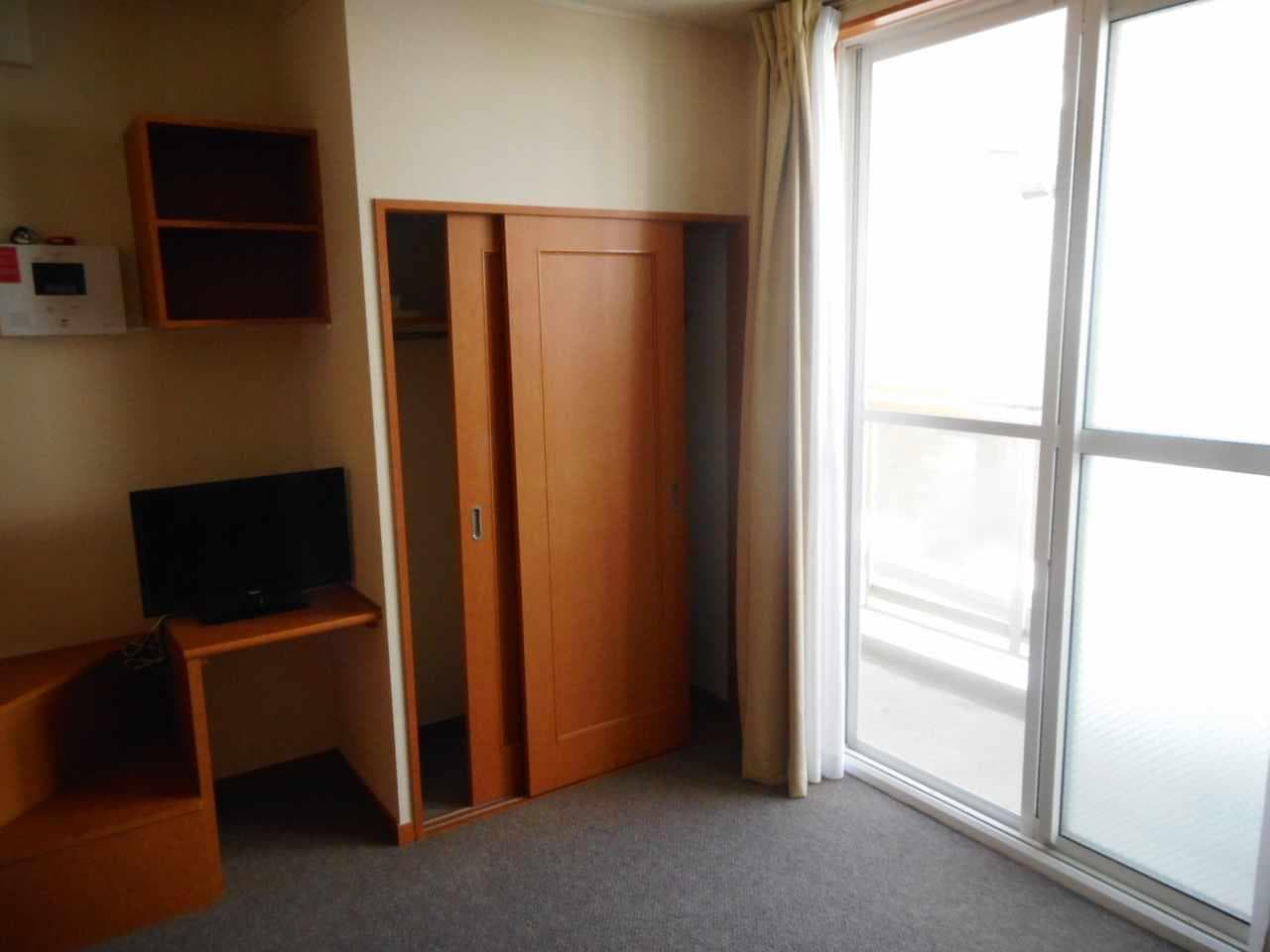 Room image 10