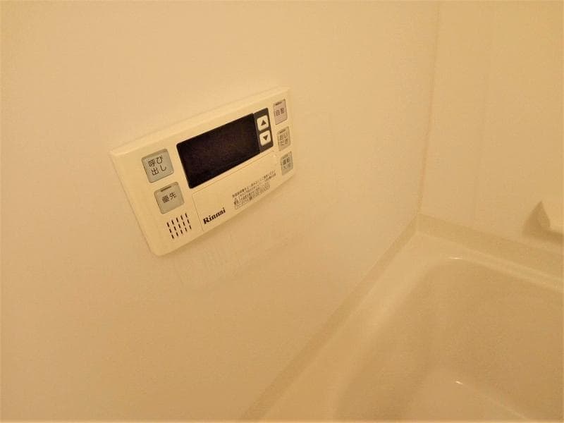 Room image 16