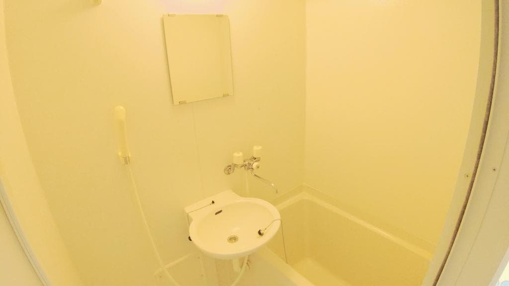 Room image 12