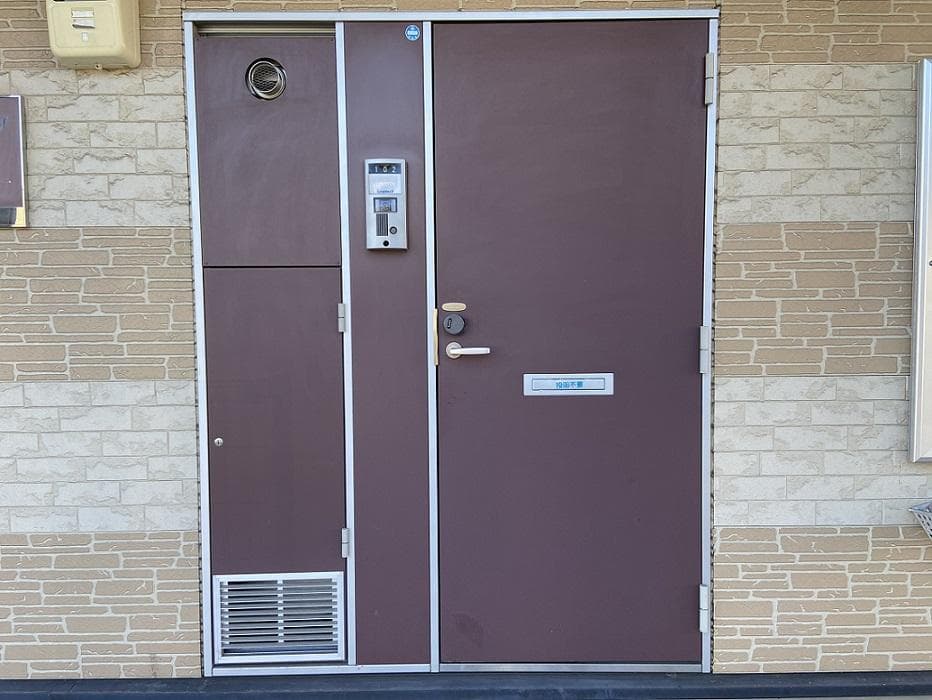 Room image 11