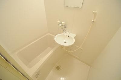 Room image 11