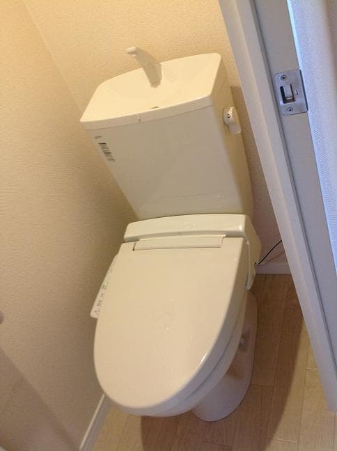 Room image 14