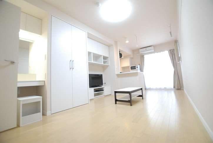 Room image 11