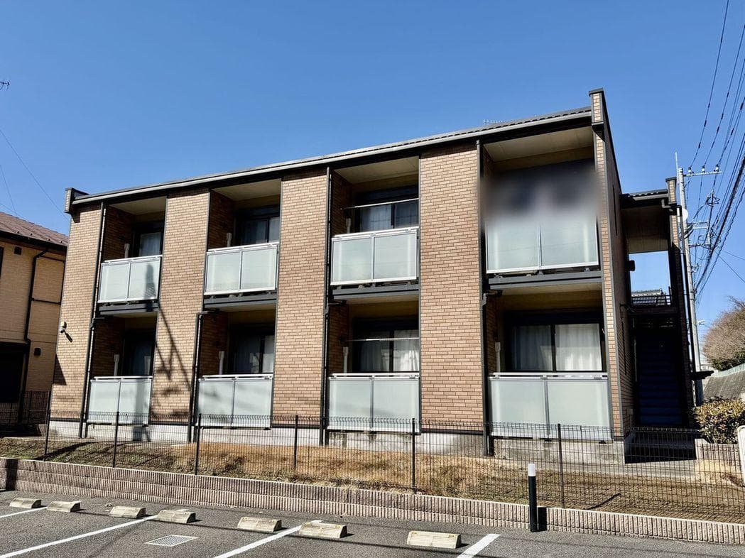 Main exterior of LEONEXT Rebuwin