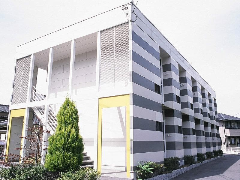 Main exterior of leopalace Shell Moon