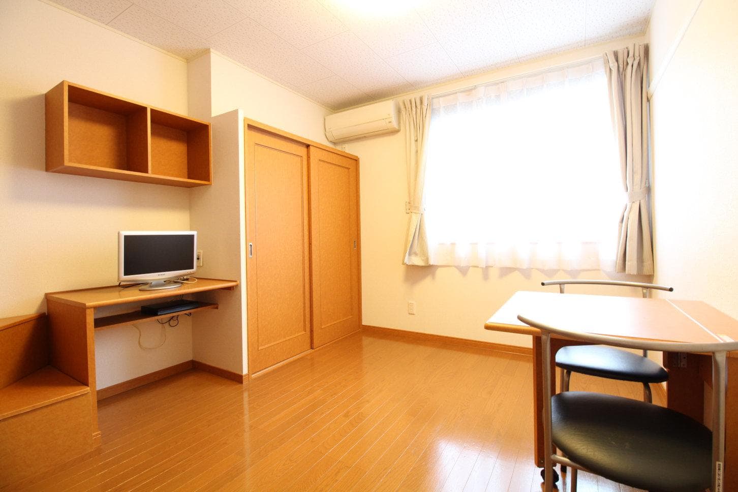 Preview interior of leopalace NEO Tanabe