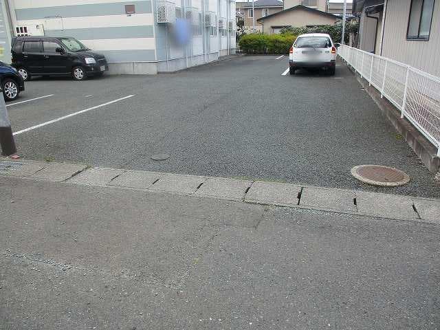 Room image 15