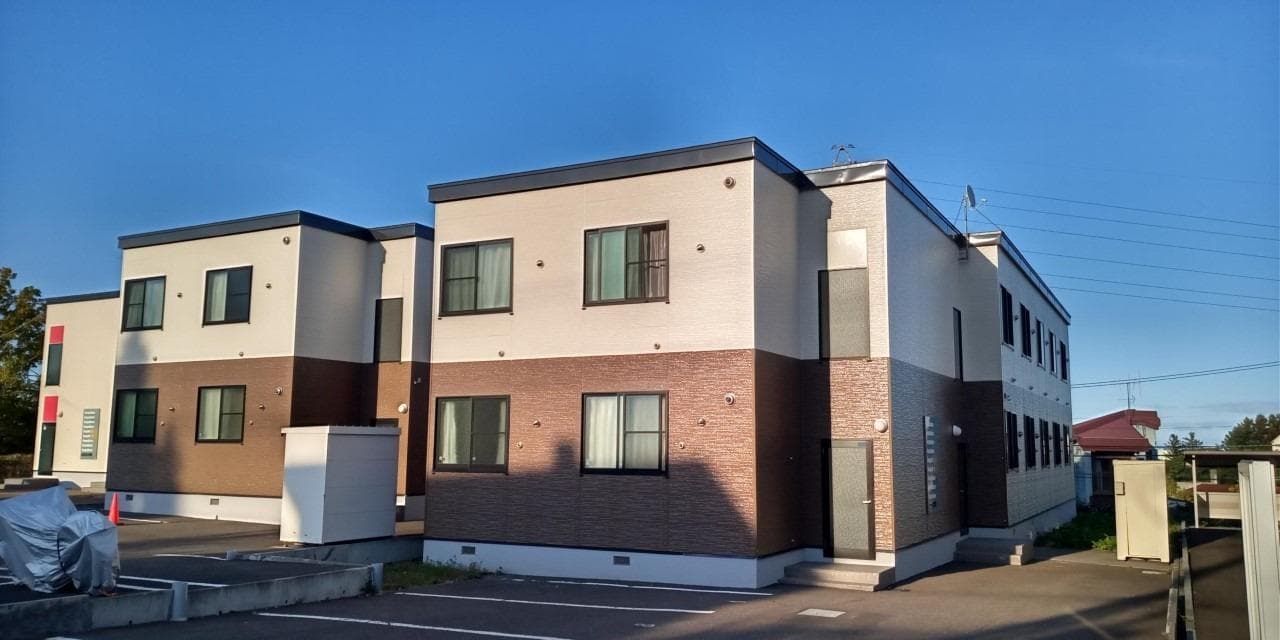 Main exterior of leopalace h lilac